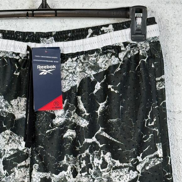 Reebok Men's Basketball Transition Shorts, black/white small MSRP $55 - Picture 3 of 8